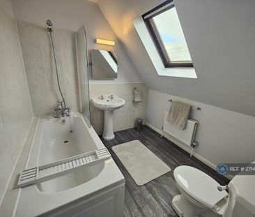1 bedroom flat to rent - Photo 6
