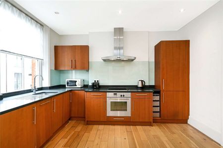 A very good first floor one bedroom flat with excellent light - Photo 2