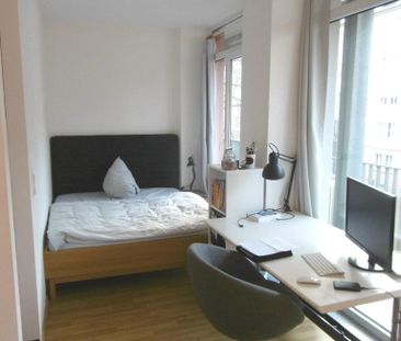 Ruhige, helle 1,5- Zimmer- Wohnung mit Balkon in Uninähe - auf Wuns... - Foto 2