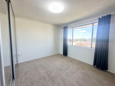 Home For Rent - Photo 5