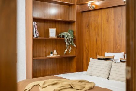 Carrer de Bailèn, Barcelona, Catalonia 08037 - Photo 2