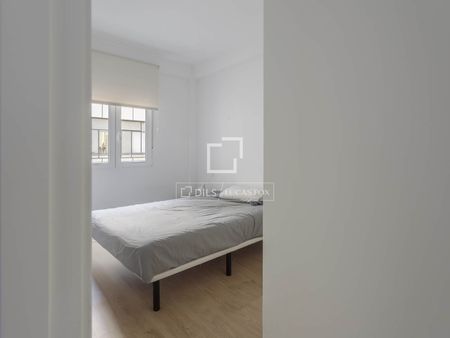 Excellent 3 Bedroom apartment for rent in Cuzco, Madrid, Madrid - Photo 4