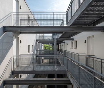 EINDHOVEN, Kromakkerweg - Photo 3