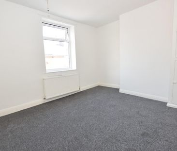 2 bedroom House To Let - Photo 5