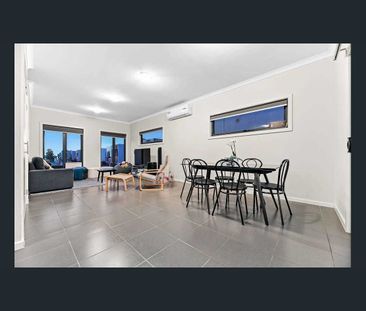 Cosy 2 bedroom Townhouse - Photo 2