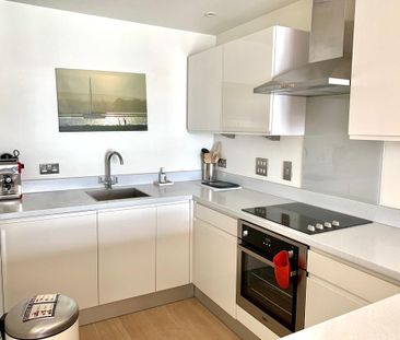 2 bedroom apartment to rent - Photo 4