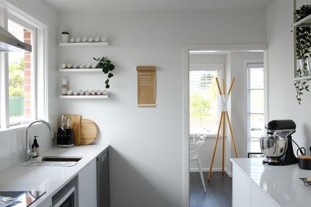 Easy Living on Wai-iti Crescent - Photo 5