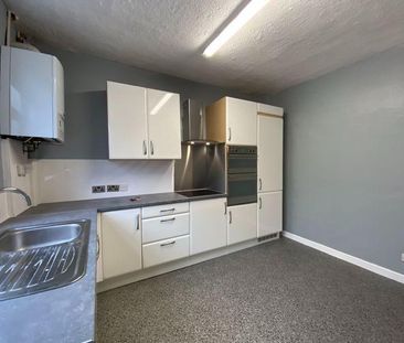 2 bedroom terraced house to rent - Photo 6