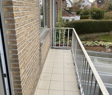 Prachtig volledig gerenoveerd duplex appartement met terras, ideaal... - Foto 2