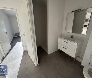 Location Appartement 2 pièces 38m² SETE 34200 - Photo 4