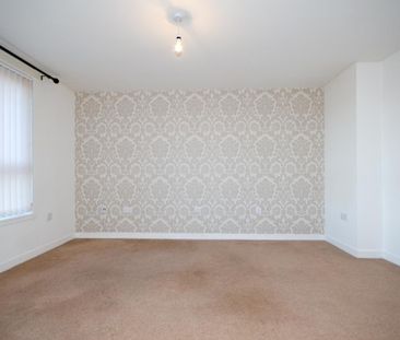 Two Bed, First Floor Apartment with Allocated Parking Space in the ... - Photo 3