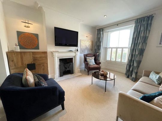 4 bedroom detached house to rent - Photo 1