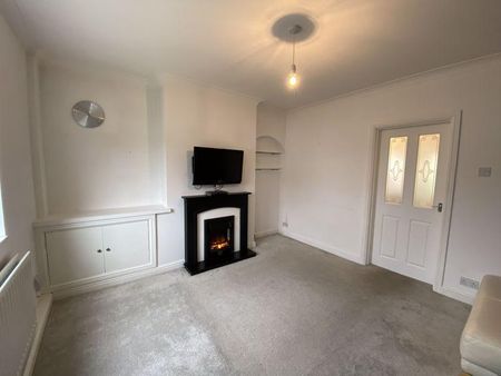2 bedroom terraced house to rent - Photo 3