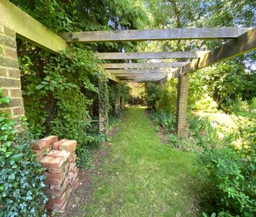1 bedroom bungalow to rent - Photo 3