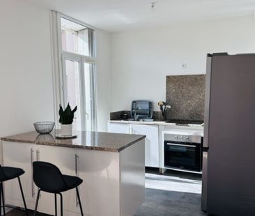 A LOUER T2 BIS MEUBLE ET REFAIT A NEUF A BEZIERS POUR LA SOMME DE 6... - Photo 5