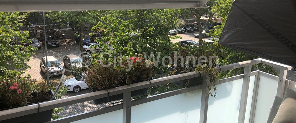 Modern möblierte Wohnung mit Balkon in Hamburg-Borgfelde - Photo 1