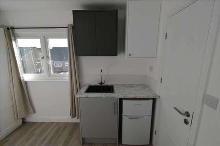 Waid Close, Dartford, DA1 - Photo 2