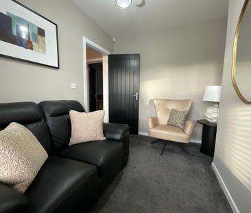 17 Ebor Street, Belfast, BT12 6NL - Photo 1