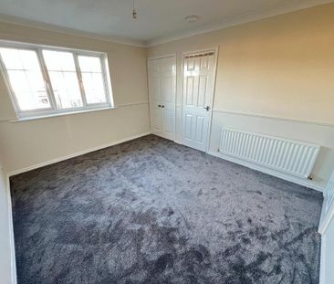 2 bedroom semi-detached house to rent - Photo 3