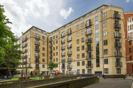 Bridgewater Square, Barbican, EC2Y - Photo 5