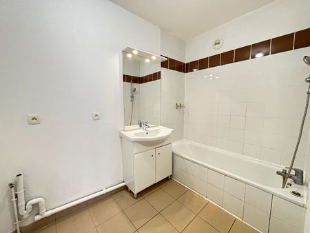 Appartement Saint Pierre du Mont 2 pièces 44.91 m2, - Photo 2