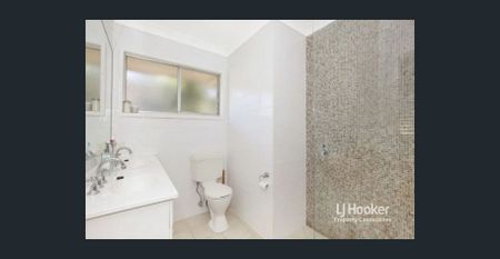 Room for the Whole Family – Flexible Living Across Two Levels - Photo 5