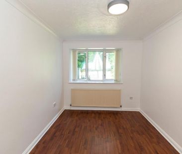 2 bedroom maisonette to rent - Photo 5