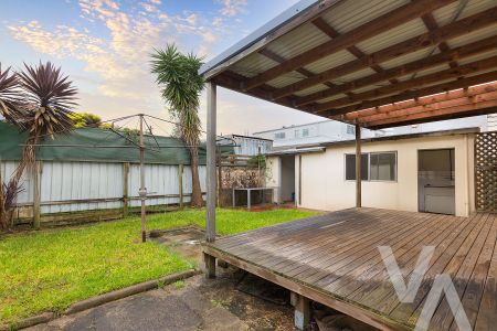 25 Robert Street, Wickham - Photo 2