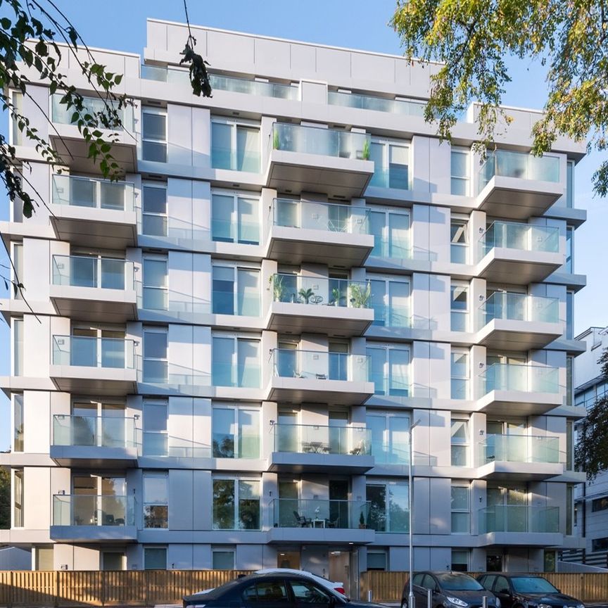 Central Park - Photo 1