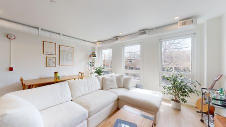 For Lease - 656 Annette Street Unit# 201, Toronto, Ontario - Photo 4