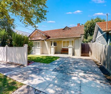 GREAT LOCATION - Photo 3