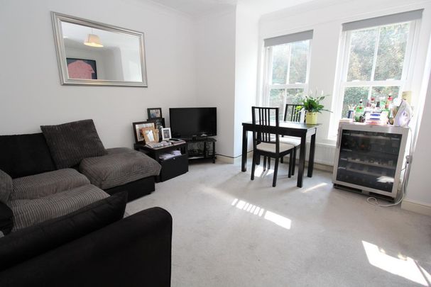 Approach Road, Ashley Cross, Poole - Photo 1