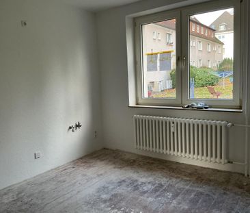 Wir renovieren für Sie! Tapete+Laminat - Photo 5