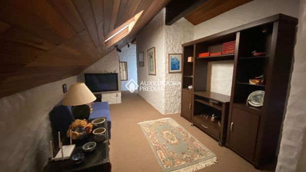 Apartamento com 2 quartos e 210m² para alugar em Planalto, Gramado. - Photo 1