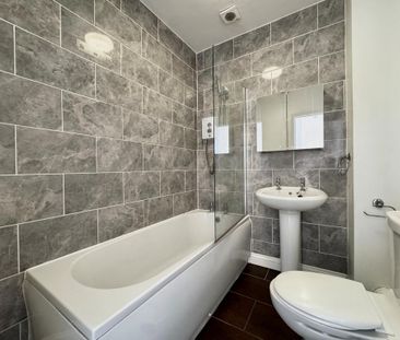 2 bedroom end of terrace house to rent - Photo 6