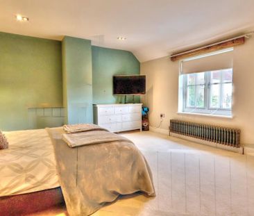 2 bedroom semi-detached house to rent - Photo 5