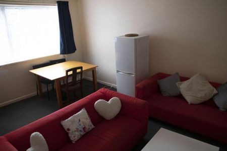 5 bedroom terraced house to rent - Photo 2