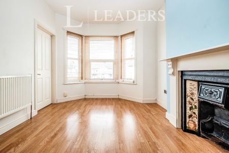 1 bedroom flat to rent Westcourt Road - Photo 4