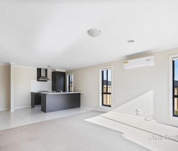 13 Whidburn Place, Sebastopol - Photo 2