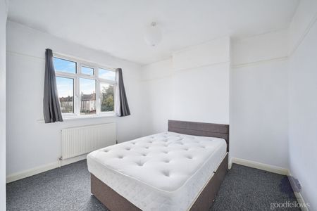 Streatham Vale, London, SW16 - Photo 3