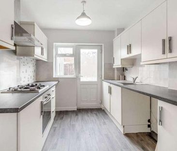 Topcliffe Court, Leeds, LS27 - Photo 6