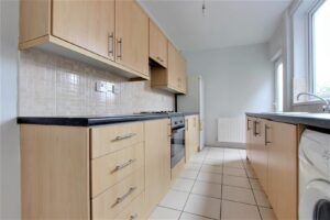 2 BEDROOM House - Terraced - Photo 1