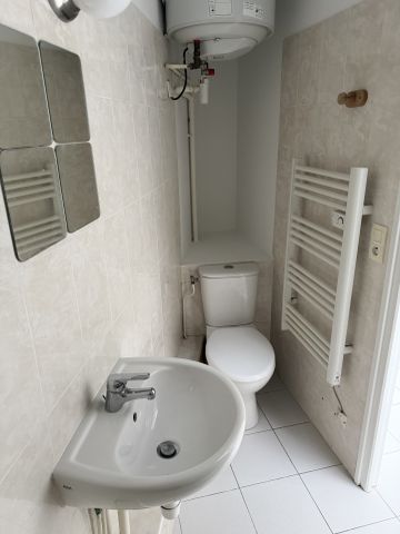 Location Appartement 2 pièces 35m² ST MAUR DES FOSSES 94210 - Photo 3