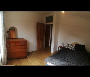 2 Bed Flat, Mannock Road, N22 - Photo 5