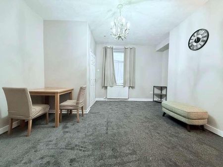 Phillipstown, Rossendale, BB4 - Photo 2