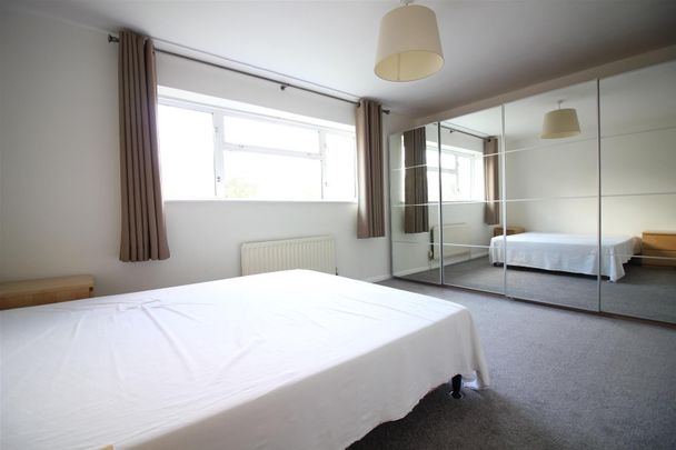 Wordsworth Way, West Drayton - Photo 1