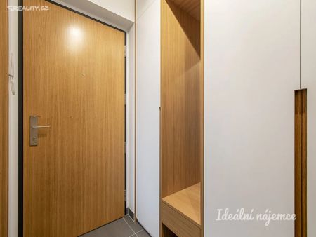 Pronájem bytu 3+kk 78 m² - Fotografie 4