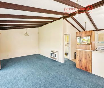 Quiet & Tidy 2 Bedroom Unit – Central Upper Hutt - Photo 2