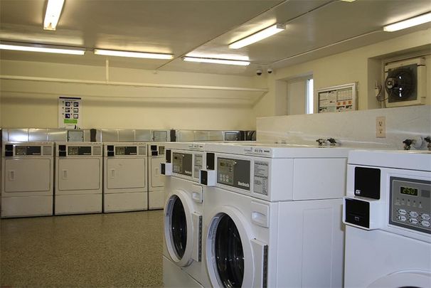 Lawrence Avenue East Apartments - Photo 1