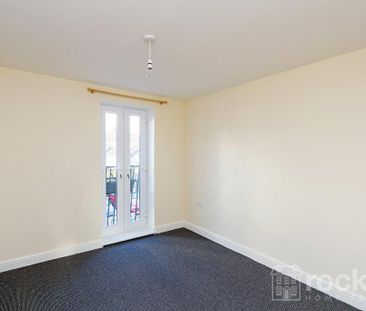 2 bedroom apartment to rent - Photo 3